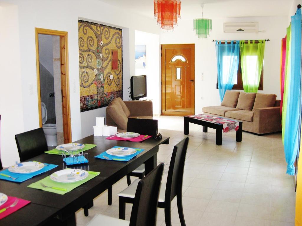 Vrisi Apartments & Villa Пицидия Номер фото