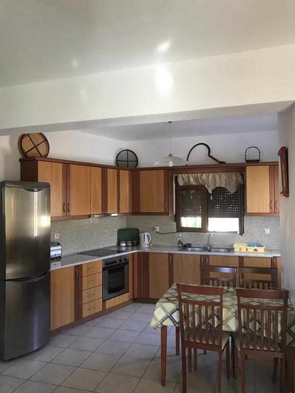 Vrisi Apartments & Villa Пицидия Экстерьер фото