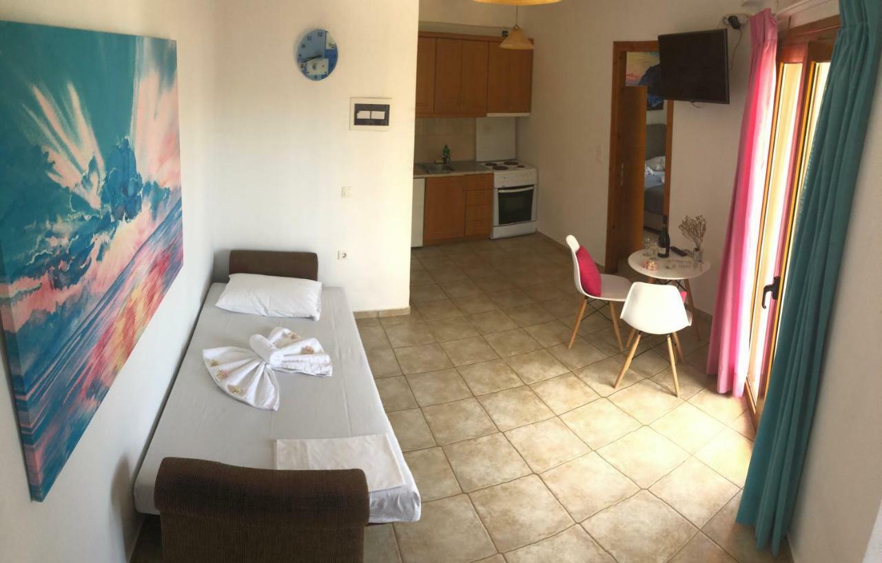 Vrisi Apartments & Villa Пицидия Экстерьер фото